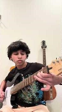 Eruption - Eddie Van Halen #guitarcover🎸 #eddievanhalen #eruption #tapping #ripevh😥🤘🏾🙏🏾🎸🎸🎸