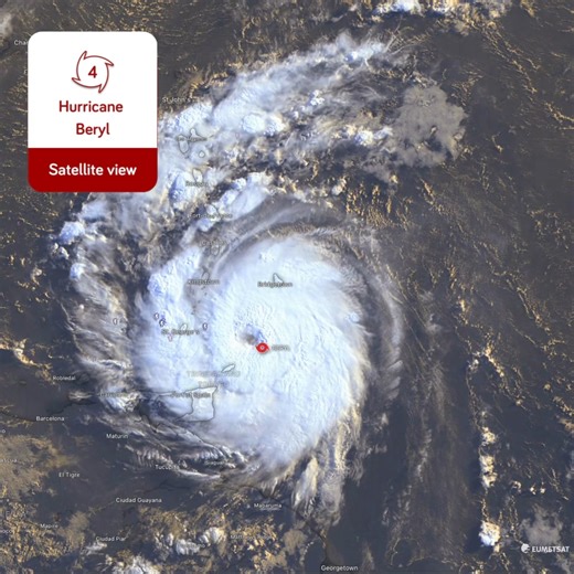 Hurricane Beryl during sunrise🌅 It weakens slightly to a Category 3 level as it approaches the coast but is expected to strengthen again in the warm waters of the Caribbean Sea. The path was projected by NHC Atlantic and visualized on the Windy Hurricane Tracker. ⚠️Track Beryl: https://www.windy.com/-Hurricane-tracker/hurricanes/beryl?satellite,12.056,-60.261,8 | Windy.com