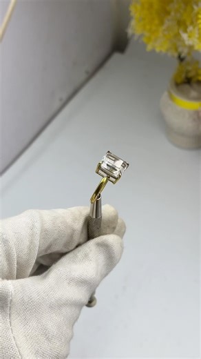 Quartz Ladies Ring 🤍 Brass Setting | Minimal Elegant Style #jewelry #public