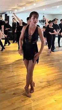 Nail your posture in one go! Why is it so wobbly? #SatokosRealLesson #RikoWatanabe #dance #ballro...