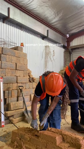 Women in Construction: Breaking Gender Barriers