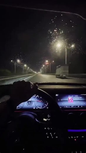 Videos de Hallo (@.hallo71) con “son original - DJ Amine Roubla II أمين روبلا”