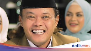 Sule Belum Siap Nikah Lagi