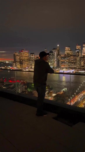 Stunning Brooklyn Penthouse views from Olympia DUMBO ✨ | New York City Kopp