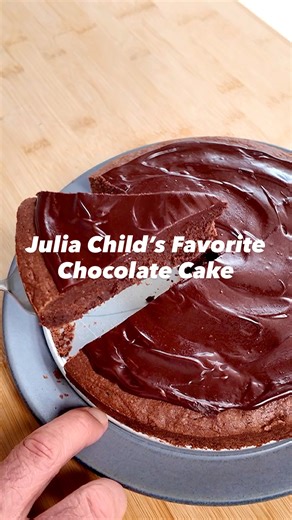 Get the recipe for Gâteau Reine de Saba (Queen of Sheba Cake) here: https://bit.ly/4rQkQCs Julia Child's favorite chocolate cake was...Queen of Sheba Cake! Or, Gâteau Reine de Saba. It's two cakes in one—part classic chocolate cake (with a moist, almost creamy crumb), part molten lava cake. Moreover, it makes sense that she would appreciate it as a teaching cake, which is why it was included in both "Mastering the Art" and featured on "The French Chef." It's the kind of recipe that makes you a b
