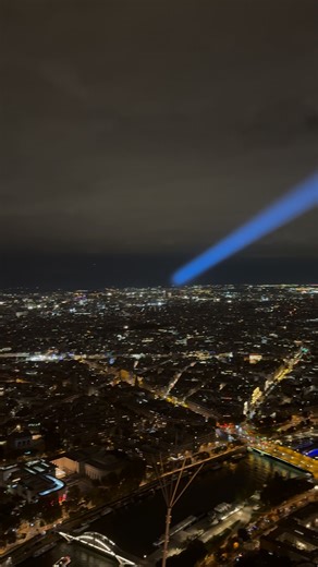 196K views · 5.3K reactions |  Visiter la tour Eiffel de nuit est...