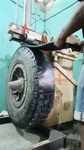 Truck Tyre Building Process 😱 | Amazing Skill #Shorts