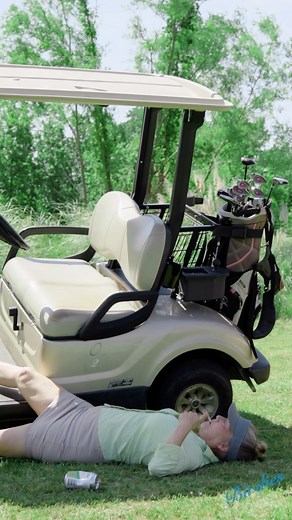 Miss Gladys will need assistance traversing the course anytime after 9am. Thank you! -Twin Pines Staff @michelemidnight @zhanner @caroline.cahill | Birdies The Movie