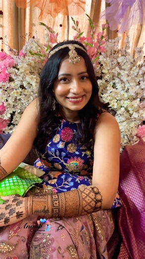 Pretty bride ✨#mehndi #shortvideo #bridalmehndidesign #mehndidesign #bridalmehandi