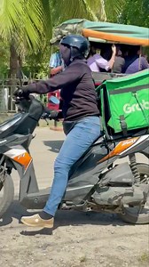 45K views · 830 reactions | HEADZ UP! NEGOR News Sunday Good vibes Women working in a men’s dominating job According to Anne, a single parent of three children, “We can do what men do.” She mentioned that there are approximately nine female drivers in their company, and her children serve as an inspiration “Ayaw lang mo pag salig sa sweldo sa inyung bana” Salud and more power to you ma’am.  | HEADZ UP NegOr News | Facebook