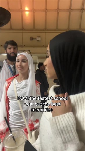 my friends NOW are worth billions (btw if ur not in it and we r friends ily) #fyp #Vlog #relatable #ukschool