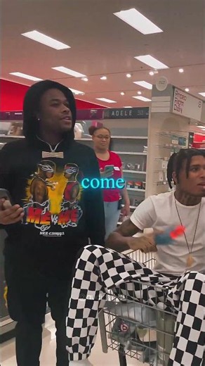 😭💀 NLE Choppa Committed Toyicide In Target#nlechoppa #nlechoppafunny #nle #nlechoppachallenge