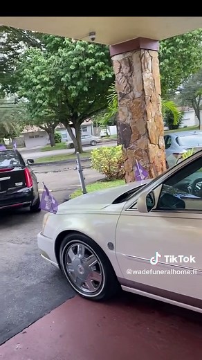 Excellence in Farewell Services | Wade Funeral Home Hallandale