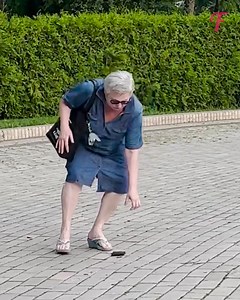 163K views · 993 reactions | Streets become the stage for a simple yet powerful act of honesty | Fabiosa Philippines | Facebook