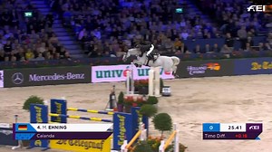 Blink and you’ll miss them! 👀 The atmosphere was ELECTRIC at the LONGINES FEI Jumping World Cup jump-off in Jumping Amsterdam 2020! All eyes were on the prize with fire, determination and a serious need for speed! 🏁 Look back and feel the adrenaline! 💥 | Fédération Equestre Internationale