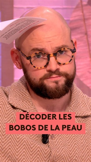 Les Maternelles XXL on Instagram: "Vous remarquez quelque chose d’inhabituel sur les mains ou la peau de votre enfant et vous ne savez pas ce que c’est ni comment réagir ? Pas de panique, notre pédiatre Jules Fougère nous dit tout sur les bobos de la peau de nos enfants. 📲Extrait de l’émission du 29 janvier « Apprendre à décoder les bobos de la peau » disponible en intégralité sur France.Tv, lien dans la bio ! #lamaisondesmaternelles #lesmaternelles #lesmaternellesxxl #Imdm #bobos #peau #enfant