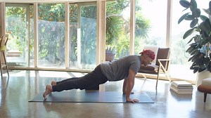 4.8K views · 24 reactions | "Chaturanga Dandasana" - if this call in yoga usually induces eye rolls in your yoga practice, this little video c/o Elite Yoga Ambassador could help. [Hot tip: it's all in the shoulders] Check out more yoga tips here: bit.ly/2HAZoi8 | lululemon Australia and New Zealand | Facebook