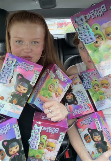 Replying to @Charly Elliott say lessssss. Unboxing our @bratz blind boxes. If you’re in Aus, they’re at @BIG W Australia 🩷