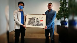 160K views · 635 reactions | On May 7, 1999, NATO bombed the Chinese Embassy in Yugoslavia and killed three Chinese citizens. A man from Bosnia and Herzegovina who abhors injustice and war, hasn't been able to get over it. #GLOBALink | China Xinhua News | Facebook