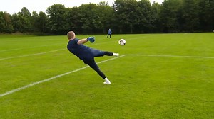 183K views · 1.3K reactions | What do Ederson, Neuer & Ter Stegen all have in common? They can all do the PERFECT sidekick as shown by the Modern Day GK  Tag a keeper' who needs to watch this tutorial! | Soccer AM | Facebook