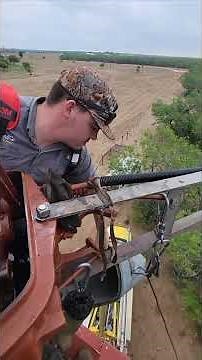 LaVernia,TX 12ft. Aermotor 702 installation by Royall's Windmill and Pump w/Farm House Windmills LLC