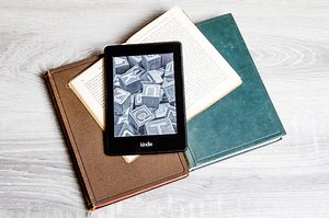 Double-Tap Page Turns Are Now Available on Kindle—But There's a Catch