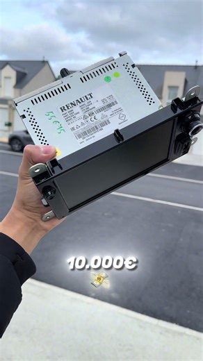 Toi aussi 🫵🏽tu peux faire la même chose même sans connaissances ! 📍Lien en BIO #Carplay #Clio #Clio4 #Business #Argent