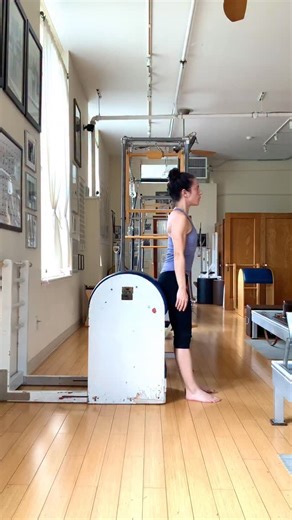 Elaine Ewing on Instagram: "Classical Pilates Backward Stretch with Leg Circles Backward Stretch is one of my favorite ways to end a workout, or to end the day. It feels so good to go back more little by little, and it’s important to remember to continue to go back only as far as you can come up again with equal control. Sometimes I do small leg circles, sometimes I go bigger. It depends on the day and how I’m feeling, and what seems like it would be best in the moment. Join me for my Virtual La