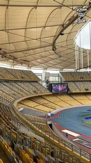 KENYATAAN MEDIA PERSATUAN BOLASEPAK MALAYSIA (FAM) Persatuan Bolasepak Malaysia (FAM) kini secara rasmi mengurus sepenuhnya aspek teknikal Program Pembangunan Bola Sepak Negara (NFDP), setelah Majlis Sukan Negara (MSN) menyerahkan tanggungjawab tersebut. Ia merupakan langkah strategik bagi memperkukuh ekosistem pembangunan bakat bola sepak negara, sekali gus menyediakan laluan jelas kepada pemain-pemain muda untuk mencapai potensi maksimum. Pengambilalihan ini melibatkan aspek teknikal sepenuhny