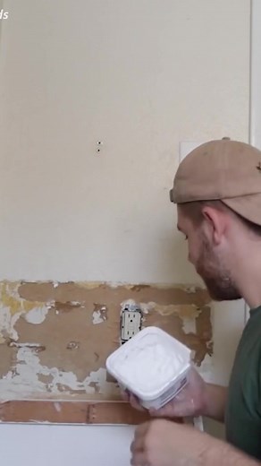 877K views · 405 reactions | #diy #paint #builder | Modern Builds | Facebook