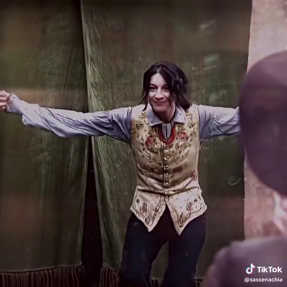 The Dynamic Duo: Claire and Murtagh in Outlander