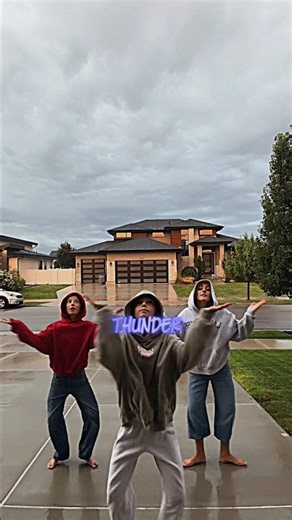 Thunder dance🔥