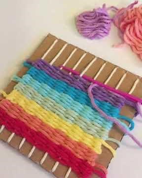 Make Your Own Weaving Loom!