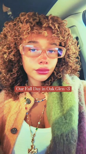 apple picking, Apple Cidar & mini cinnamon donuts with my mom in Oak Glen California 🍂 (I made my “famous” apple crisp last night with the apples we picked) #oakglen #applepicking