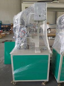 [Hot Item] Silicone Seal Edge Machine with Polyurethane Edge Sealing and Machinery Test Report