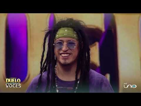 Jonatan sets the rhythm with "Me Late" by Los Pericos in #DueloDeVoces 🎸✨