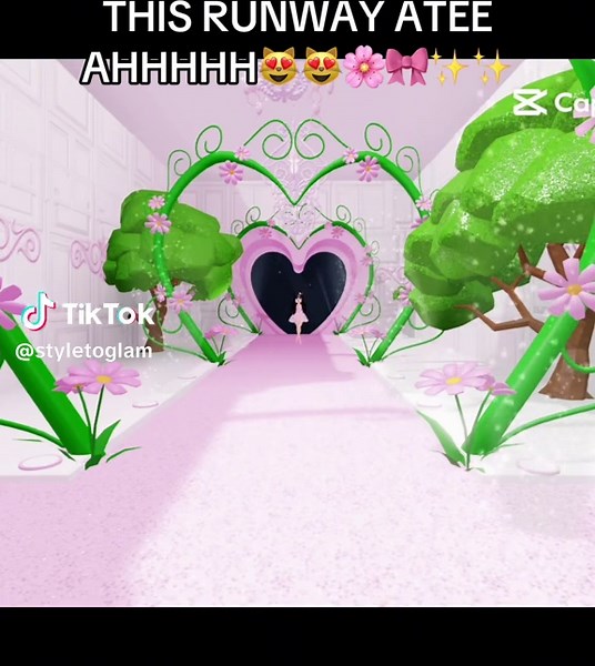 Runway Atee: Dress to Impress in Roblox