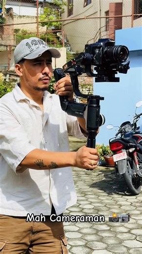 𝐂𝐚𝐩𝐭𝐮𝐫𝐞 𝐘𝐨𝐮𝐫 𝐌𝐨𝐦𝐞𝐧𝐭𝐬 - 𝐁𝐨𝐨𝐤 𝐘𝐨𝐮𝐫 𝐃𝐚𝐭𝐞 𝐍𝐨𝐰 Looking for stunning photography & videography to make your memories last a lifetime? Let Api Photo Studio turn your special moments into timeless treasures! Our Expert Services: 🔹 Pre-Wedding & Post-Wedding Shoots 🔹 Wedding & Reception Photography & Videography 🔹 Engagement | Mehendi | Haldi Ceremonies 🔹 Maternity | Baby Shower | Rice Feeding Shoots 🔹 4K Cinematic Videos 🔹 School/College Events & Brochures 🔹 Portr