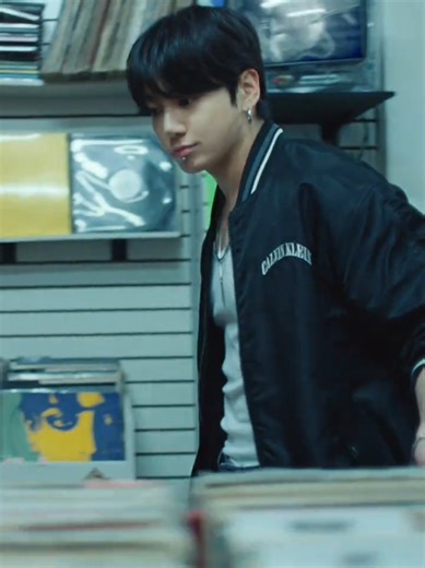 Ternyata syutingnya udah lama..😭 dari jaman dagunya ada tindiknya.. sekarang udah ga ada lagi.. 🤯🔥🥵👀🤪 Jungkook’s brand new CK campaign just hit 10M views in only 4 HOURS 🔥 The last video on CK’s IG to reach 10M was also JK, his 25.10.29 campaign with 33.48M views, and literally every behind-the-scenes and teaser clip hit 10M too 🔥 This is what a true global superstar looks like fr Credit IMGOLDENCARD #JUNGKOOKXCALVINKLEIN #JUNGKOOK #ot7bts #btsarmy