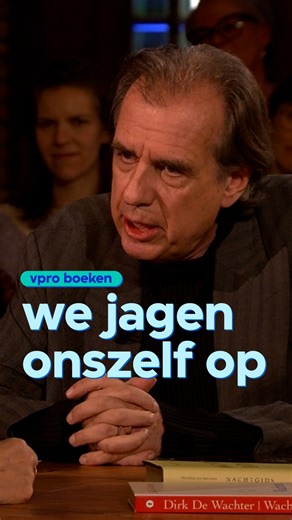 'We hebben zoveel YOLO en FOMO-achtige dingen te doen, dat we vastlopen.' Hoogleraar en psychiater Dirk De Wachter schreef een pleidooi voor bedachtzaamheid. Kijk het hele gesprek in 'VPRO Boeken' op NPO Start: https://npo.nl/start/serie/vpro-boeken | VPRO