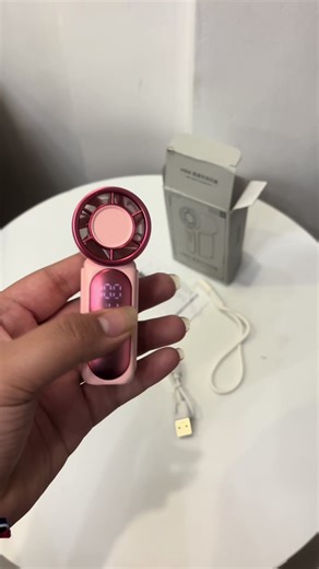 Mini Fans for Students: Rechargeable and Portable Options