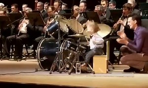 261K views · 7.7K shares | Criança de apenas 3 anos dando um show ☺️☺️☺️ | Projeto Musical | Facebook