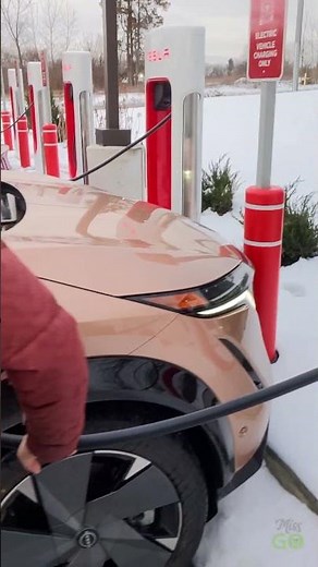 How to Use NEW Tesla Supercharger MagicDock (CCS)