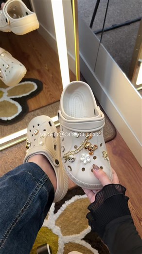 Clogs Sandal Kekinian Empuk dan Modis untuk Wanita
