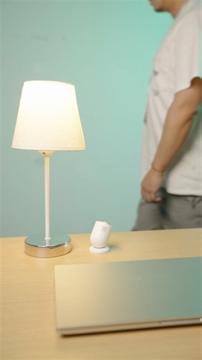 Cloud vs Local. eWeLink CUBE runs faster locally. 👉 Learn more & download here: https://cube.ewelink.cc/ #SmartHome #HomeAutomation | eWeLink