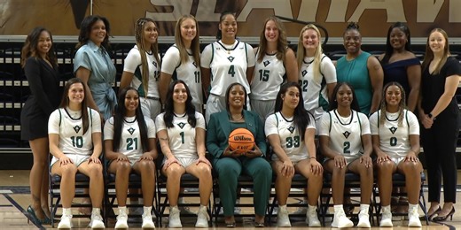 UNCW Lady Seahawks start 2023-24 hoop season with new head coach