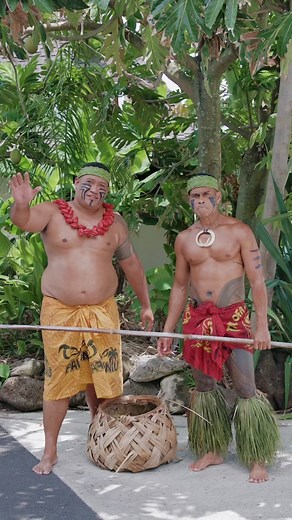 Day 2 of the Samoan Language Week! Watch this reel to learn more about the ‘ulu and learn Samoan words along the way! Cheehoo! #foryou #fyp #samoa #polynesia #pepsiapplepiechallenge