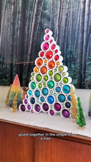 Alyson Hannigan Denisof on Instagram: "Some of my favorite DIY holiday decor! Which is your favorite? The last one is so easy to make maybe I should do a tutorial on it next 👀✨ #diycrafts #diy #crafting #holidaydecorating"