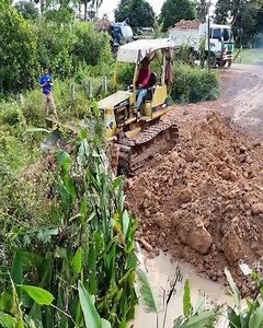 51K views · 563 reactions | Epic Wheel Loader Skills: Master Operator Moves Massive Sand Loads | Dozer Tv | Facebook