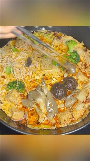 Chinese Mala Tang | Spicy & Creamy Sichuan Hot Pot at Home #chinesecooking #food #cooking